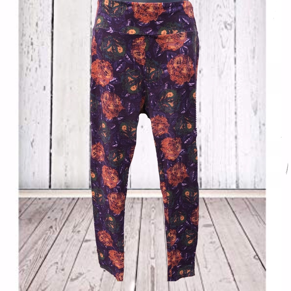 ❄️3/$18❄️ LulaRoe |  Leggings | Tall & Curvy